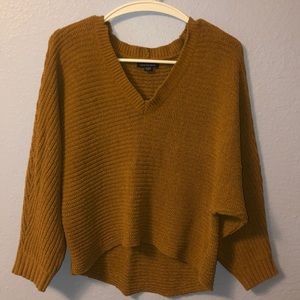 Women’s XL American Eagle fuzzy cropped sweater